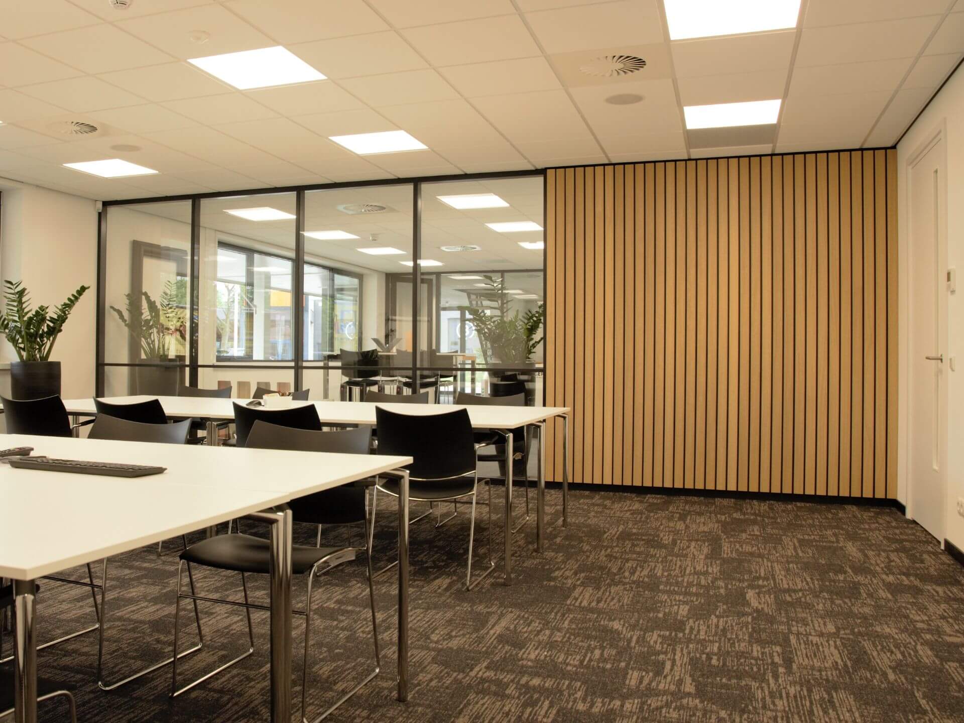 Wiggers Wanbekleding trainingsruimte Wiggers Wanbekleding trainingsruimte