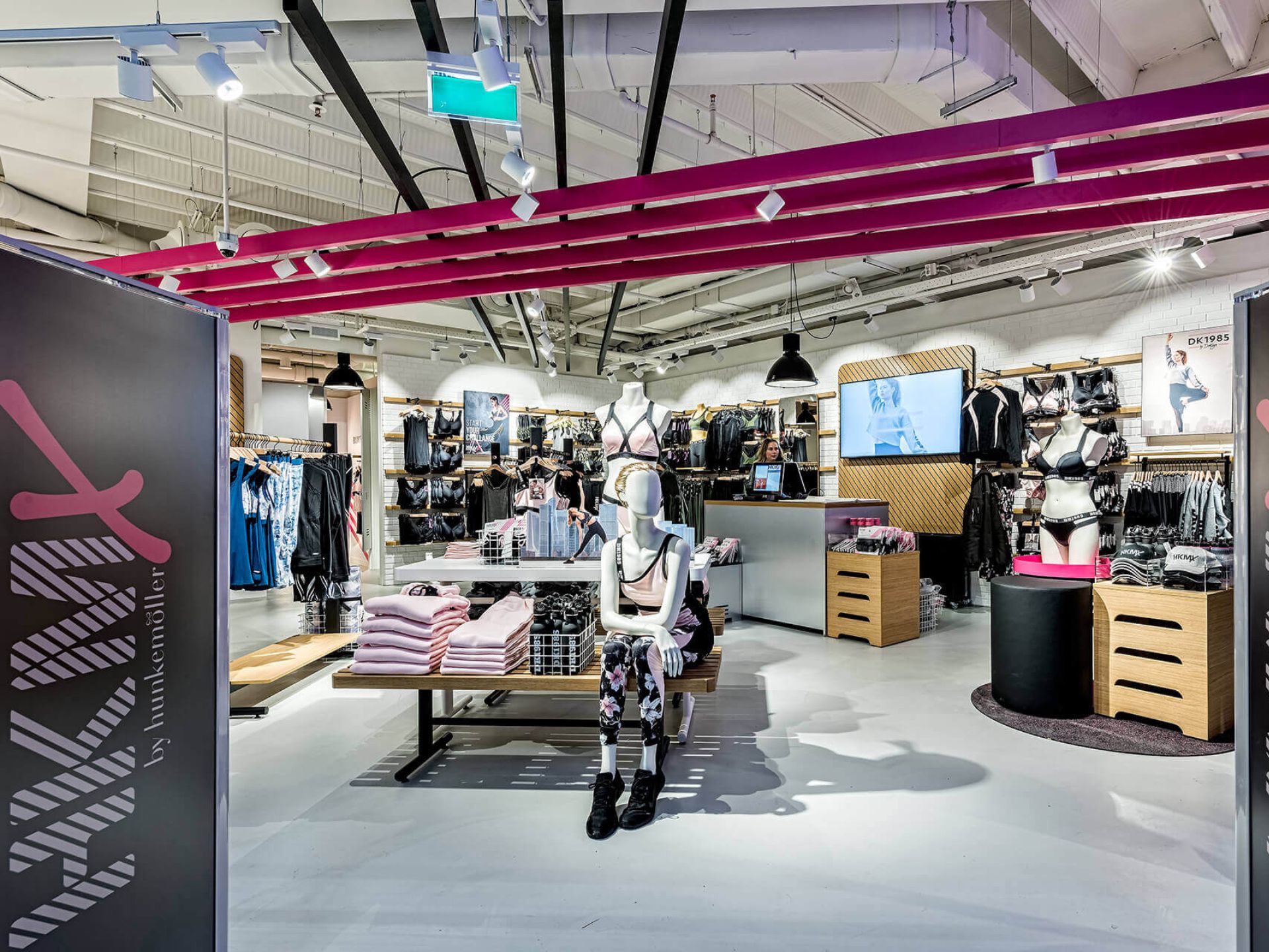Hunkemoller Vooraanzicht Hunkemoller Vooraanzicht