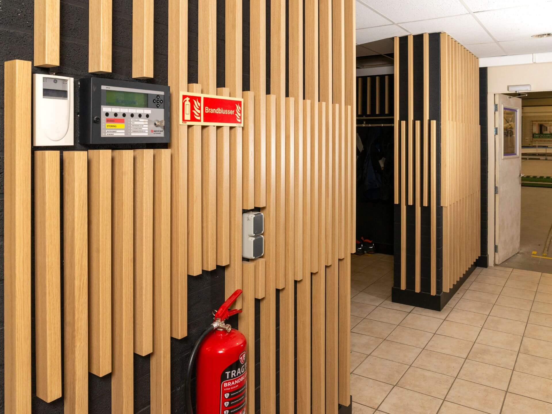 Wiggers Wandbekleding hal productie Wiggers Wandbekleding hal productie